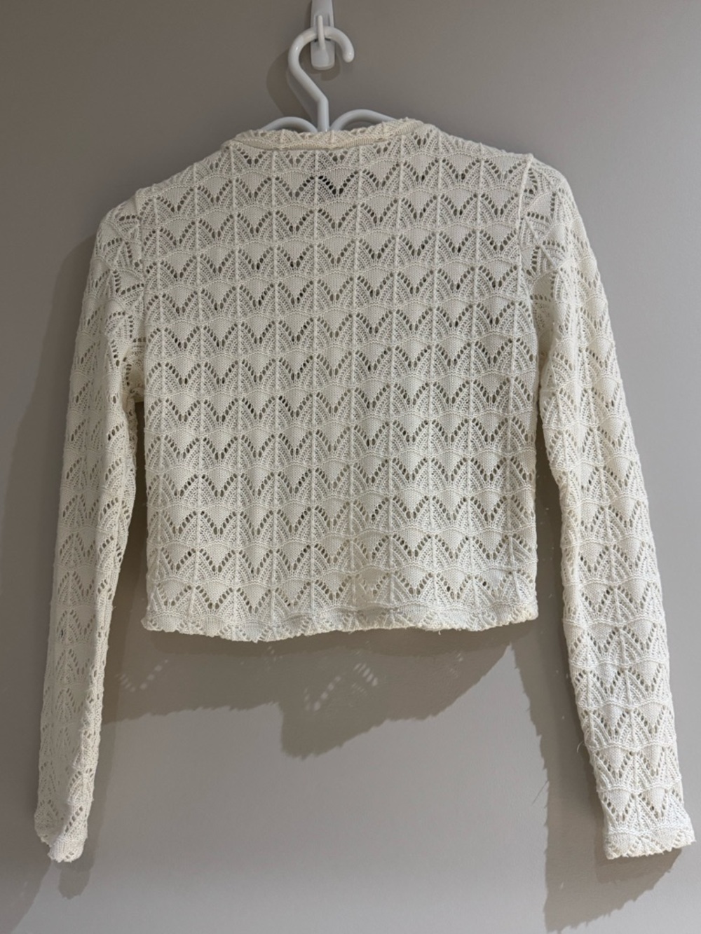 H&M Divided Cream / Ivory Open-Knit Button-Front Cardigan Size S - Picture 3 of 7